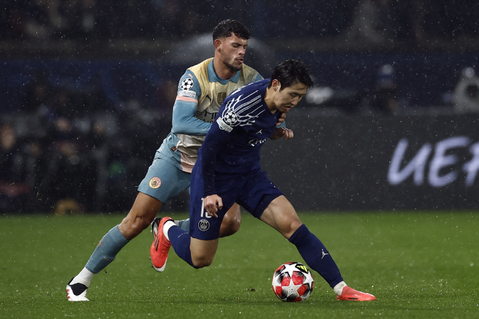 Lee Kang-in is rumored to be transferred to the crazy EPL. Bring back Newcastle's second Zlatan Isaac and Swap Deal Kang In and Isaac Isaac