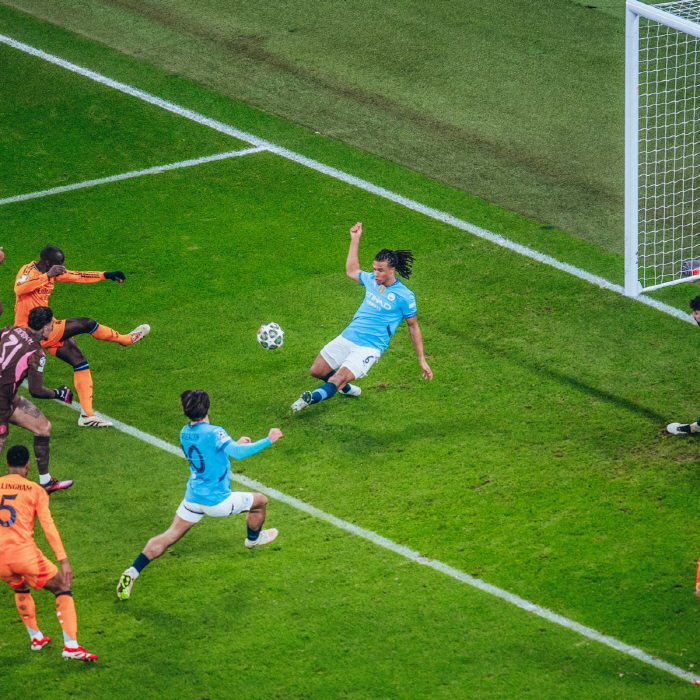Real Madrid's crazy theater come from behind to win! Holan multi-goal Manchester City's 32nd win, Mbappe equalizer, Bellingham's come-from-behind goal → The round of 16 is a green light