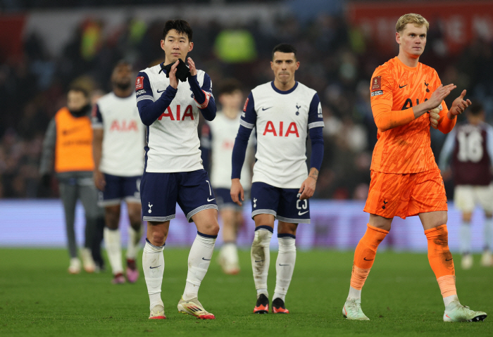 The subject is wrong. Even if Tottenham leaves, Son Heung-min makes the decision...An officer, Captain, is exhausted