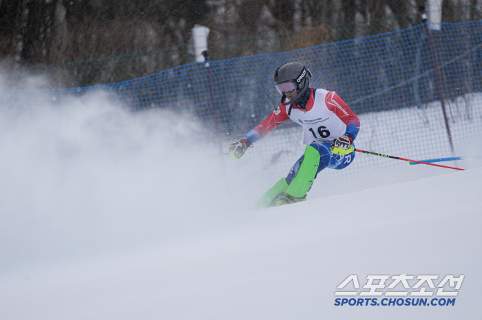 Blind ski sign Hwang Min-gyu won two alpine skis, and won seven consecutive medals!Please look forward to the 3rd Paralympics, Milano!