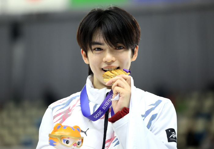 There's no Japan! Cha Jun-hwan X Kim Chae-yeon's thrilling reversal, the first winter AG men's and women's gold medals in figure skating history!