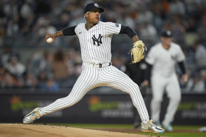 After two days of diving, I'm a starting pitcher, but I didn't throw in the bullpen, so I was sarcastic about the rumor of a bomb declaration trade?