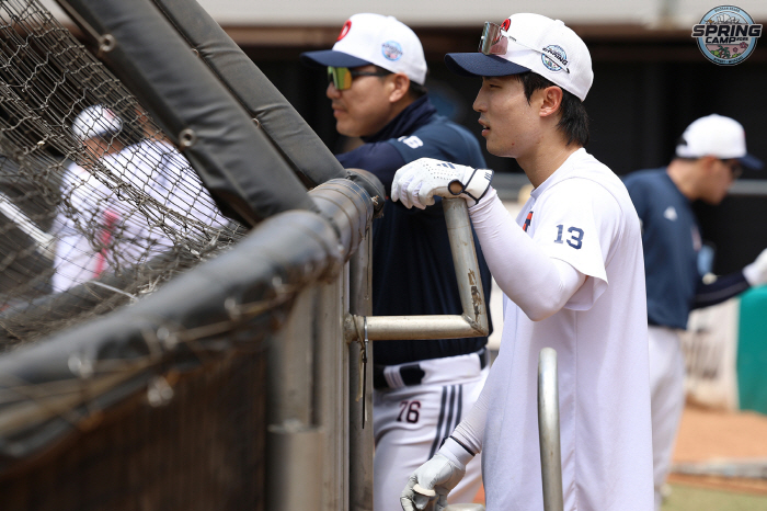 The Doosan infield, where both Kim Jae-ho and Heo Kyung-min left, is centered on Lee until now
