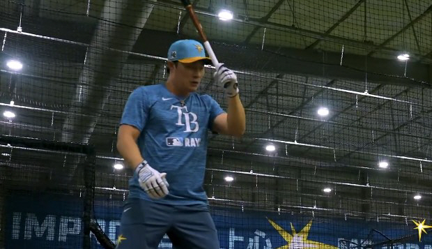 Kim Ha-sung is also a monster. What should I do because I'm sick in San Diego, Detroit? Kim Ha-sung's shoulder is the green light for recovery. With the spring camp joining, April's comeback is also seen