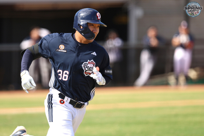 Lotte transfer student Choo Jae-hyun of Doosan Bears is a surprise MVP in the spring camp! Blue-and-white match with .500 Bulbat → Coach Lee Seung-yeop checked his preparation fiercely