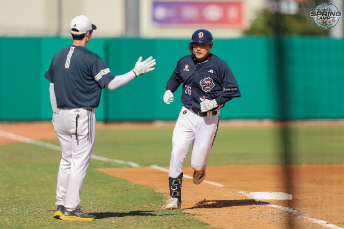 Lotte transfer student Choo Jae-hyun of Doosan Bears is a surprise MVP in the spring camp! Blue-and-white match with .500 Bulbat → Coach Lee Seung-yeop checked his preparation fiercely