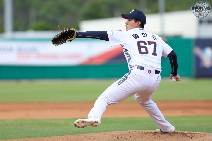 Lotte transfer student Choo Jae-hyun of Doosan Bears is a surprise MVP in the spring camp! Blue-and-white match with .500 Bulbat → Coach Lee Seung-yeop checked his preparation fiercely