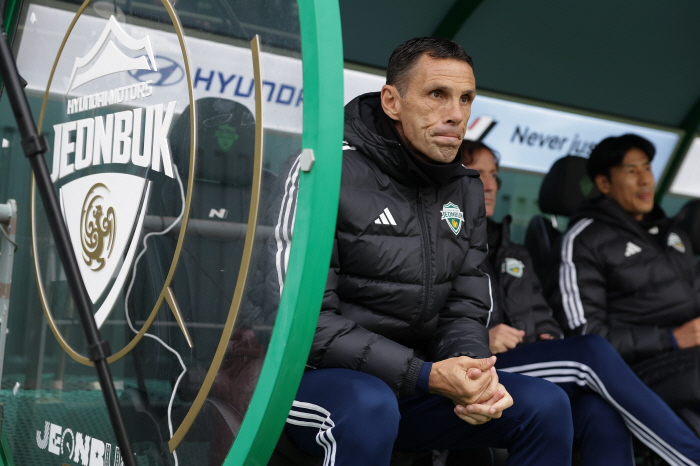 Park Jin-seop's equalizer Jeon Jin-woo's come-from-behind shot Jeonbuk, Gimcheon, 2-1 come-from-behind victory...Foyet K League debut V