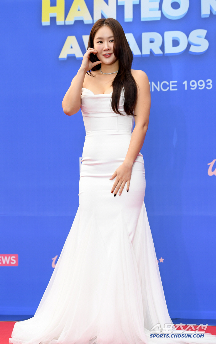  Soyou's cheek heart