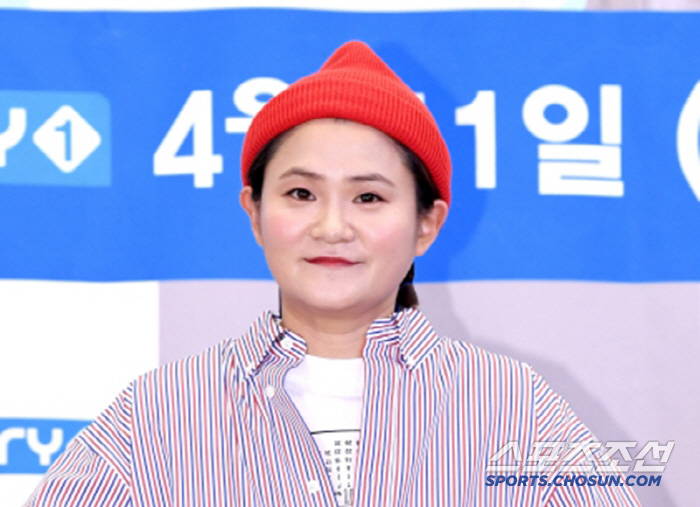 Kim Shin-young Apologizes for Remarks on Virtual Idol Plave