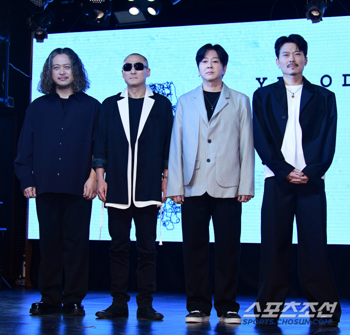  Yun Do-hyun announces a new album to celebrate the 30th anniversary of his band's debut