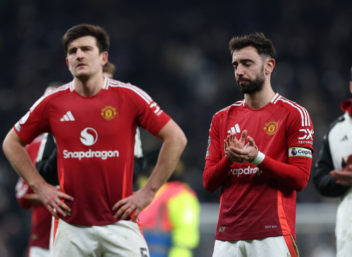 Is there anything to come? Manchester United is on the verge of collapse after losing to Tottenham. Director Amorim's replacement discussion is a big shock