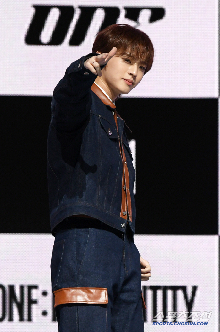  ONF's Hyojin's heart flutters
