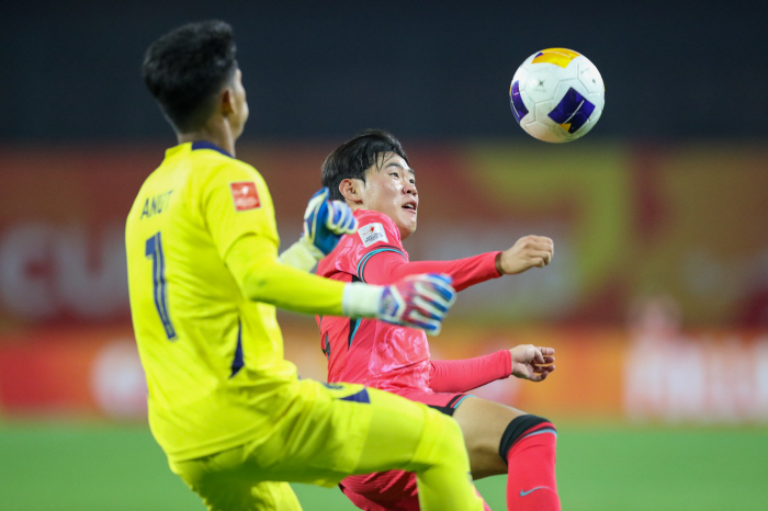 Youngest born in 2007 → Surprise Ground Captain Armband Park Seung-soo 1G1AS talent explosion...Thailand to secure early advance to the quarterfinals