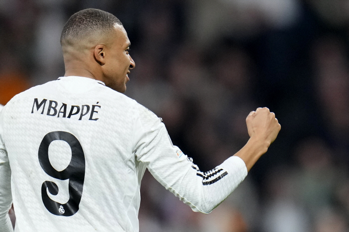 The calmness of Henri's scent from hat-trick Mbappe → Manchester City Legend's praise