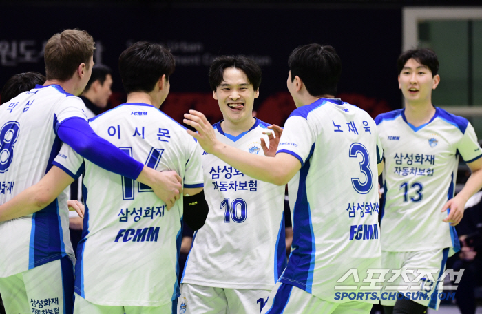 It's hard to win all the remaining games.. Samsung Fire & Marine Insurance Co., Ltd., which is looking for hope only in numbers, is the driving force behind its determination