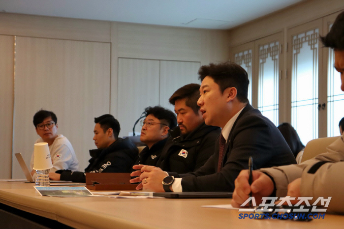 Rep. Jin Jong-oh of the Shooting Emperor visited the Jincheon Training Center to listen to the voices of senior and junior X leaders and actively support them