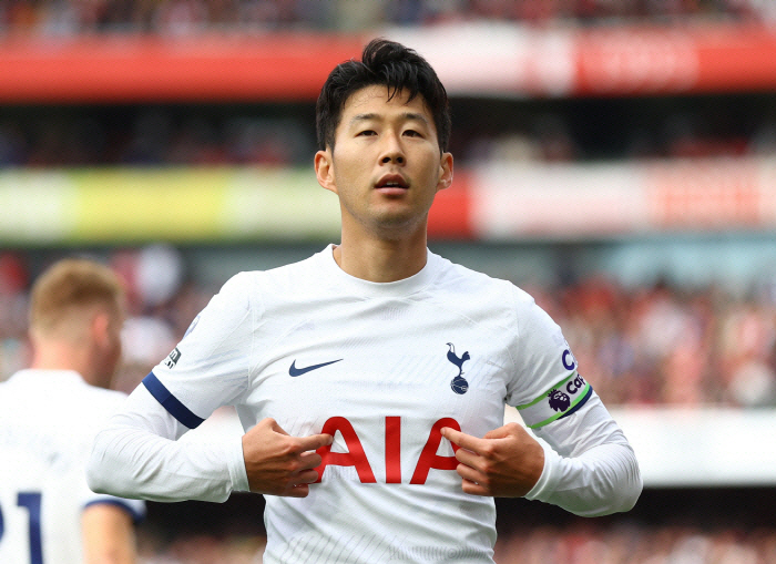 Captain Son Heung-min flew, the season's best one-man show 910 assists Tottenham to win 41 games against Ipswich → 3 consecutive league wins 