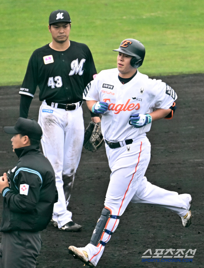 Ponce 151km deleted 3 innings → Roh Si-hwan 2G consecutive home run shot → Jung Woo-joo finished 9 pitches...Hanwha loses 24 to Chiba Lotte