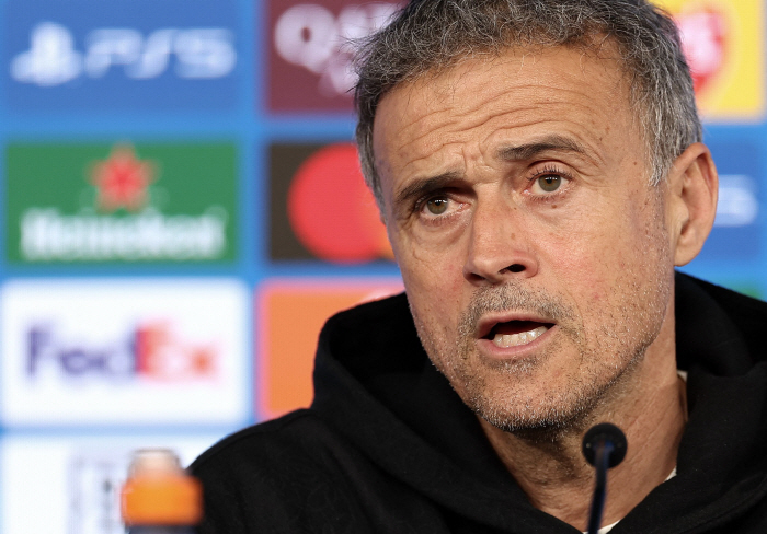 What's wrong with him? Suddenly shooting Lee Kang-in → Luis Enrique's direct refutation is an unfathomable and valuable player