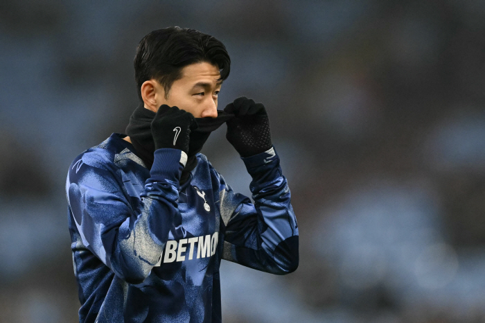 7070 milestone over Beckham → now even Manchester United kneel down!Son Heung-min, who will start an all-out campaign to recruit SON, is expected to complete a major career turnaround with a reversal transfer