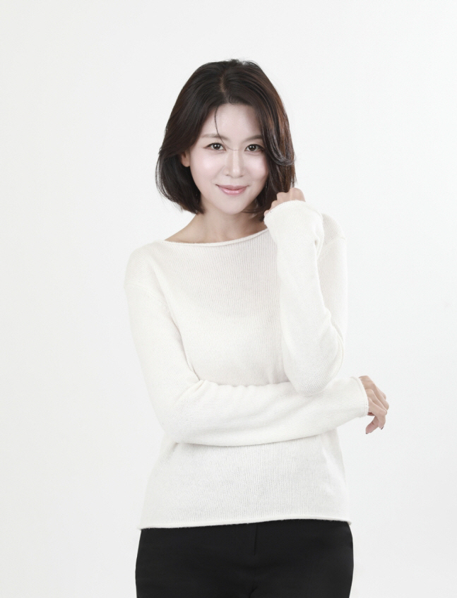 Son Jeong-eun, you belatedly confessed to divorce..There's a lot of messages coming in