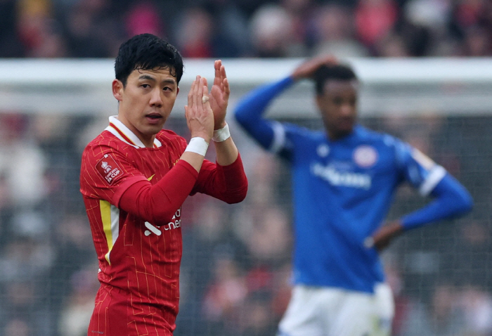 Japan Emergency! Ban Ki-yong's national team captain cannot renew his contract with Liverpool.Expect release procedures as they are