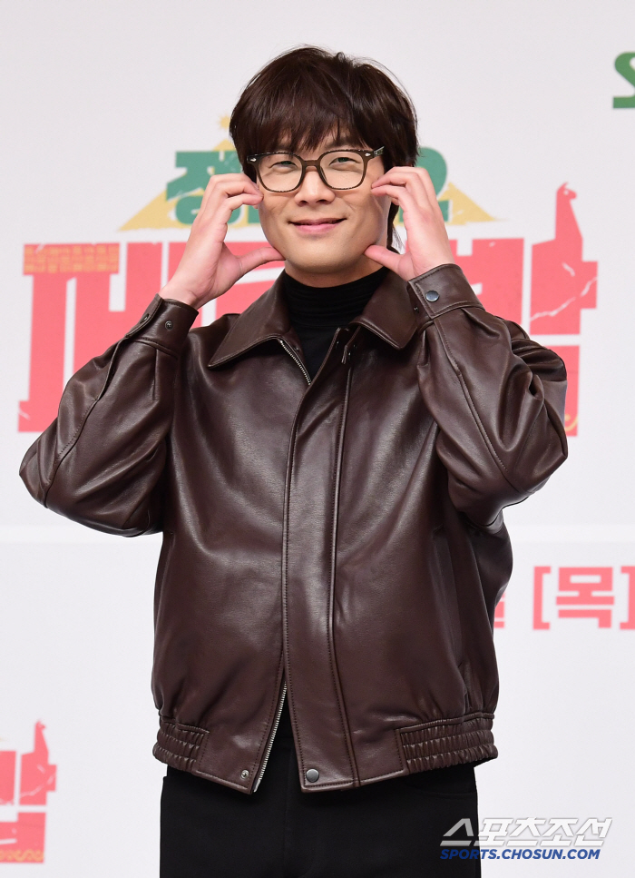  Choi Daniel's shy cheek heart