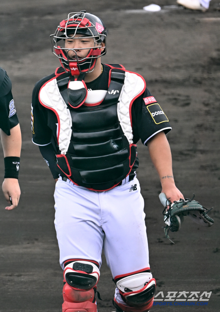 Isn't it for practice? Kang Baek-ho with 26 home runs, Kang Baek-ho with 32 home runs, and Rojas with 1st and 2nd home runs, coach Lee Kang-chul sincerely said, 'Even during the regular season, 