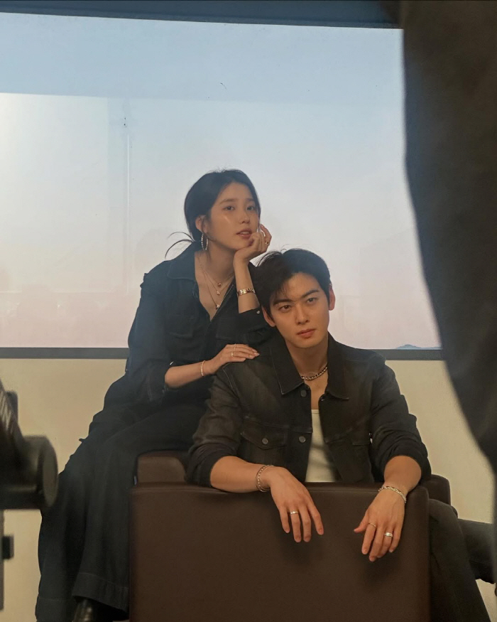 IU Shares Behind-the-Scenes Moments with Cha Eun-woo from Jewelry Photoshoot