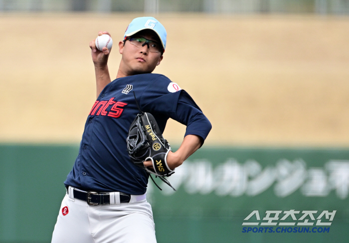 Park Se-woong, a rookie in the first round, who started the Lotte exchange match after hitting a home run, is scared of Nishikawa. 