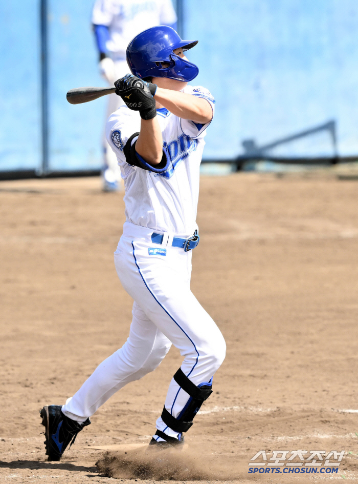  In the beginning! Pinch-hitter bases loaded, Koo Ja-wook's nail pulling the two-seam on the right side