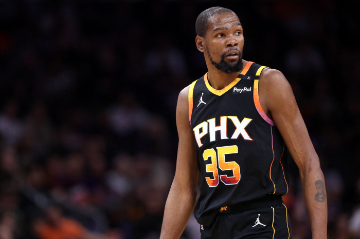 Breaking up is inevitable! Phoenix will inevitably break up with Earth 1 option KD this summer.  Houston, the next destination for the media