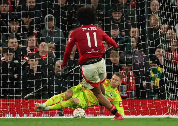Did you lose because of me… Manchester United's 2001 freshman tearful tears, stunned by slumping after failing to shoot-out