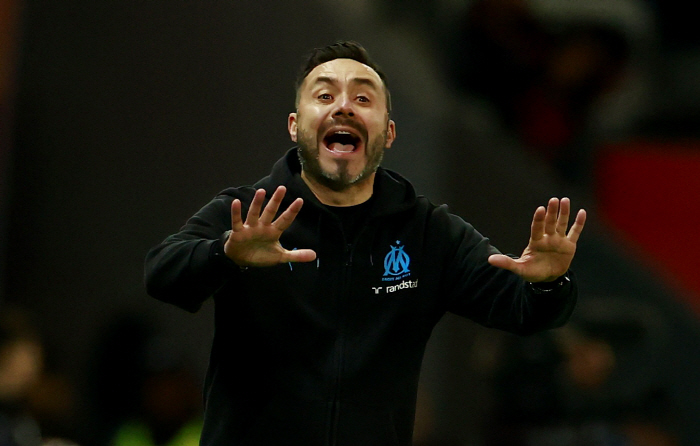 Hwang Hee-chan must be regretting it → Temptation again?Call every day and ignite the possibility of a prestigious Serie A trip that Koreans wanted