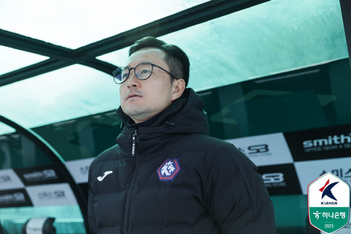 I didn't think it was easy to make a debut as a directorCoach Kwon Oh-kyu also thanked the delayed first-time winning players for trying to win until the end. 