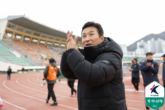 Lee Eul-yong's precious first victory in Gyeongnam was also the first point