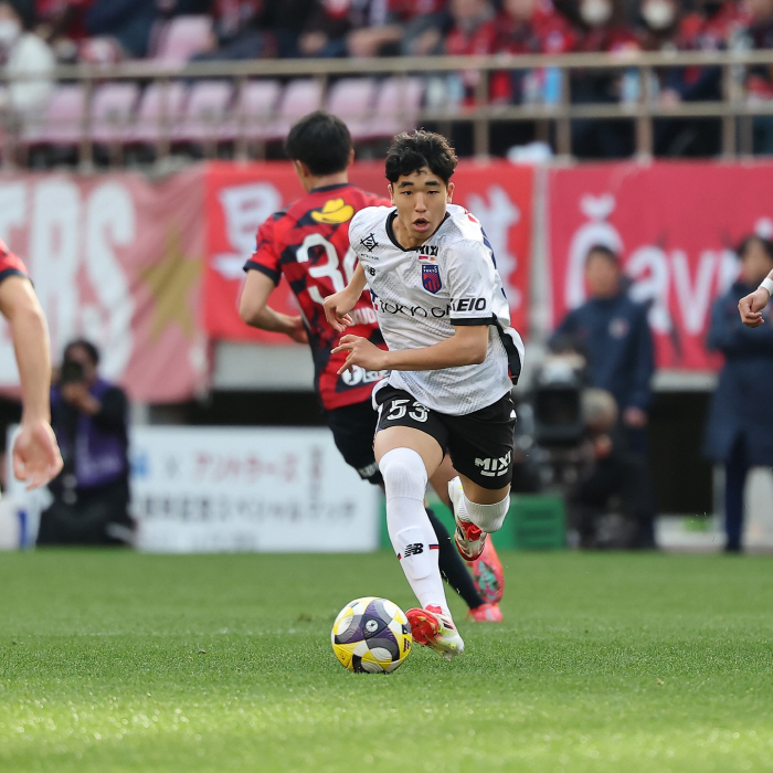 Lee Kang-in, the coach of the Korean national team who will surpass Kubo, also praised the player who will take responsibility for the future → The youngest possible debut in Samurai Blue history appears