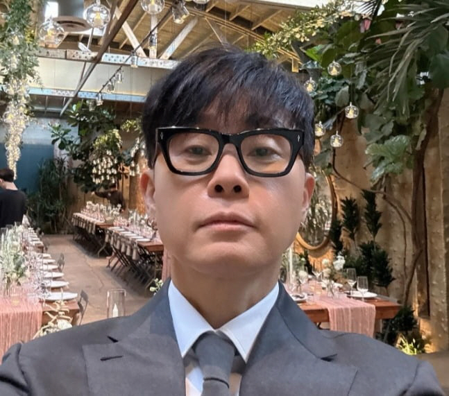 Lee Seung-hwan is accused by a YouTuber who reported to the CIA..Travel  Allegations of fabrication of official documents 