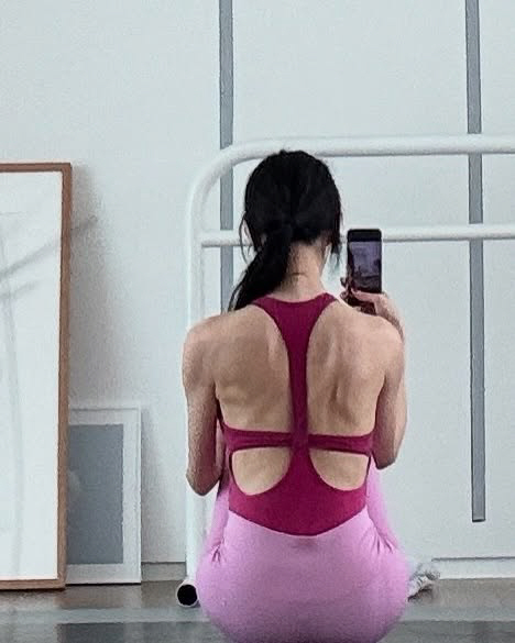 The standard of body shape...Um Tae-woong ♥ Yoon Hye-jin, her back muscles are always angry