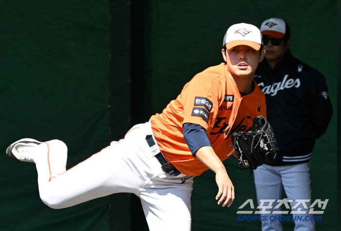 Moon Dong-ju is the starting member...Lee Sang-kyu 5th starter until manager Kim Kyung-moon's professional return