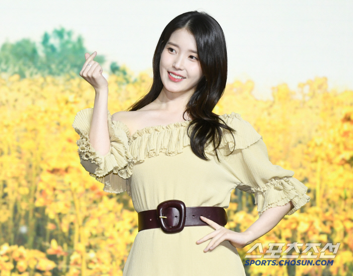  IU, fresh rape flower beauty