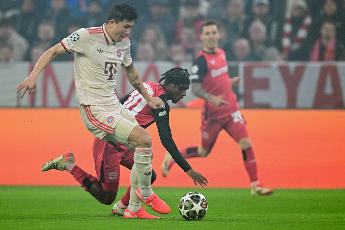 The monster who played fantastic defense even if his ankle was bent, and the German media, which was intimidated, also scored the highest score, Thumbs up, Bayern defeated Leverkusen by 30