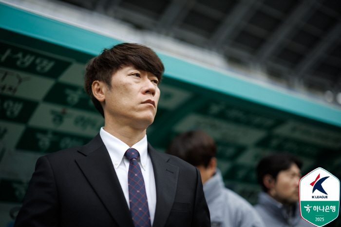 FC Seoul will lose consecutive games! Sharpball Suwon FC is trying for the first time to win the opening game of the home game on the 8th!Lee Jae-joon, Mayor of Suwon, is engaged in a passionate cheering match with supporters of the new 1,000-seat variable stone book