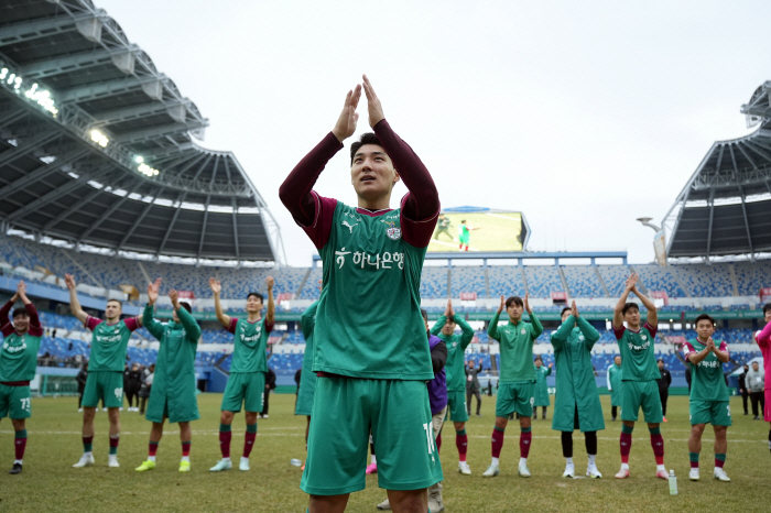 He is aiming for the lead with the goal-scoring resident regulationNo. 2 is Daejeon Hana Citizen, No. 1 is Daegu FC and Big Bang