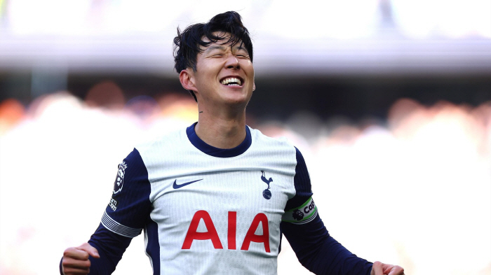  Son Heung-min, the first gateway to the championship, will start the three-top and Tottenham starting lineup against AZ Alkmaar in the Europa League round of 16