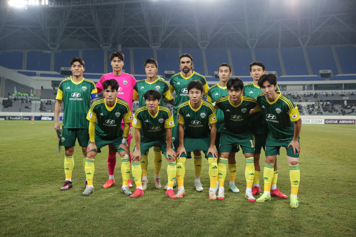 Will Jeonbuk and Foye find a solution to the first scoreless  complete defeat, rebound against Gangwon at home  Sydney match