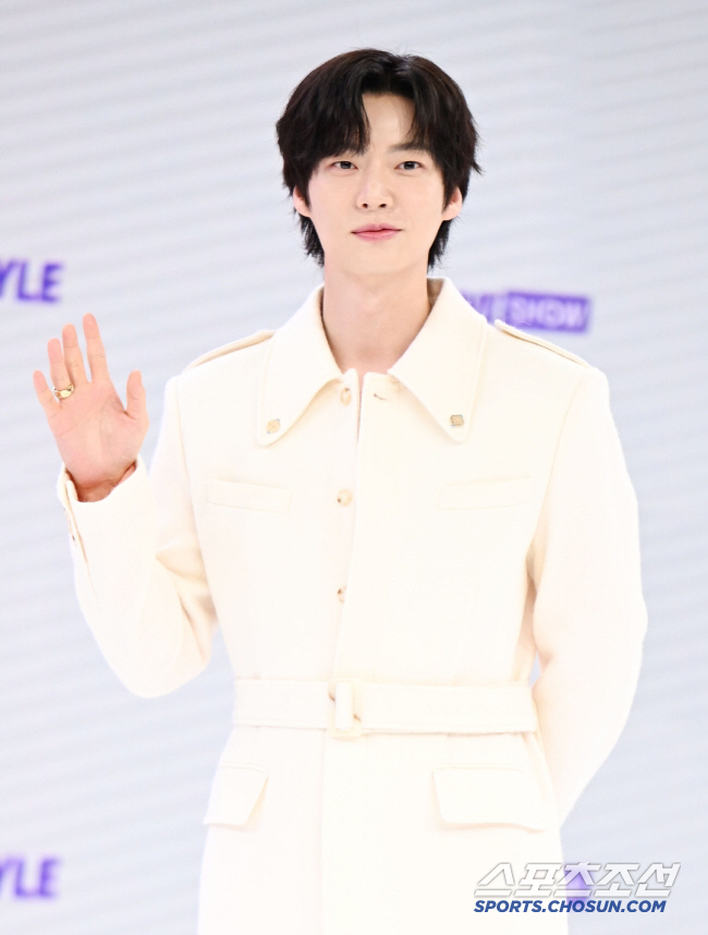 Ahn Jae-hyun Expands Jewelry Brand to Japan