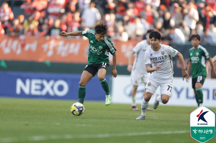 Kim Kyungmin, click, theater goal! Gangwon won 1-0 against Jeonbuk, ranking fifth in a row against Jeonbuk 