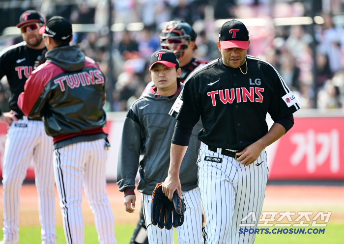 Manager Yeom Kyung-yeop, a 20-win pitcher in the ML who allowed three runs after a home run, was good enough Why? 